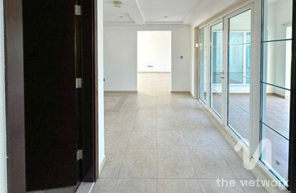 Villa - 3 Bedrooms - 3 Bathrooms for rent in District 5 - Jumeirah Park - Dubai