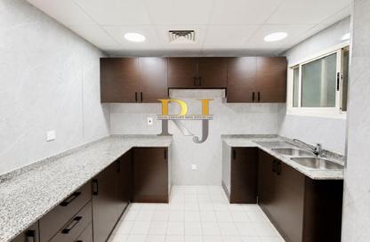 Apartment - 2 Bedrooms - 2 Bathrooms for rent in AAAF 2 Building - Al Mankhool - Bur Dubai - Dubai