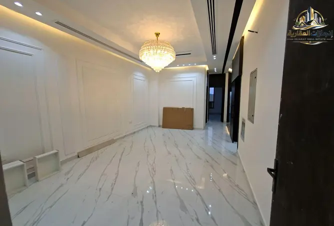 146005880 - Property Image 3