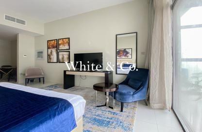 Apartment - Studio - 1 for rent in Golf Veduta Hotel Apartments B - Golf Veduta Hotel Apartments - Golf Town - Damac Hills - Dubai