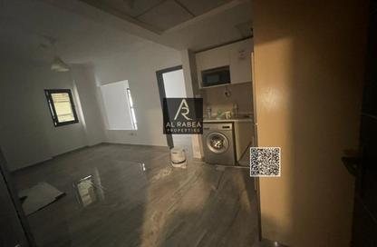 Apartment - Studio - 1 Bathroom for rent in Gulfa Towers - Al Rashidiya 1 - Al Rashidiya - Ajman