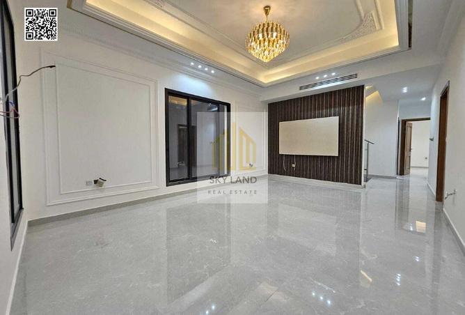 58170781 - Property Image 3