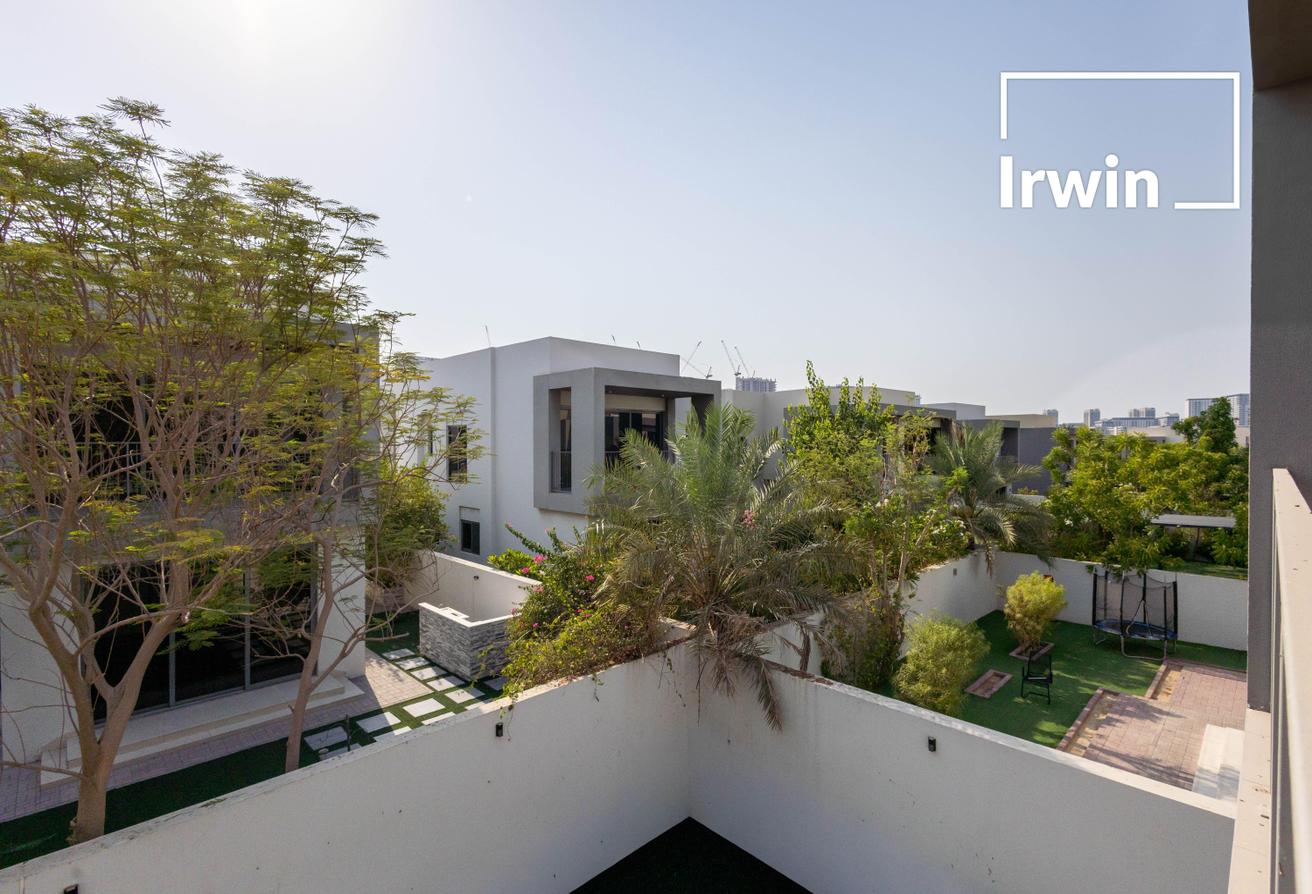View Today I Big Plot l Unfurnished photo 27