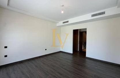 Townhouse - 5 - 6 for rent in Portofino - Damac Lagoons - Dubai
