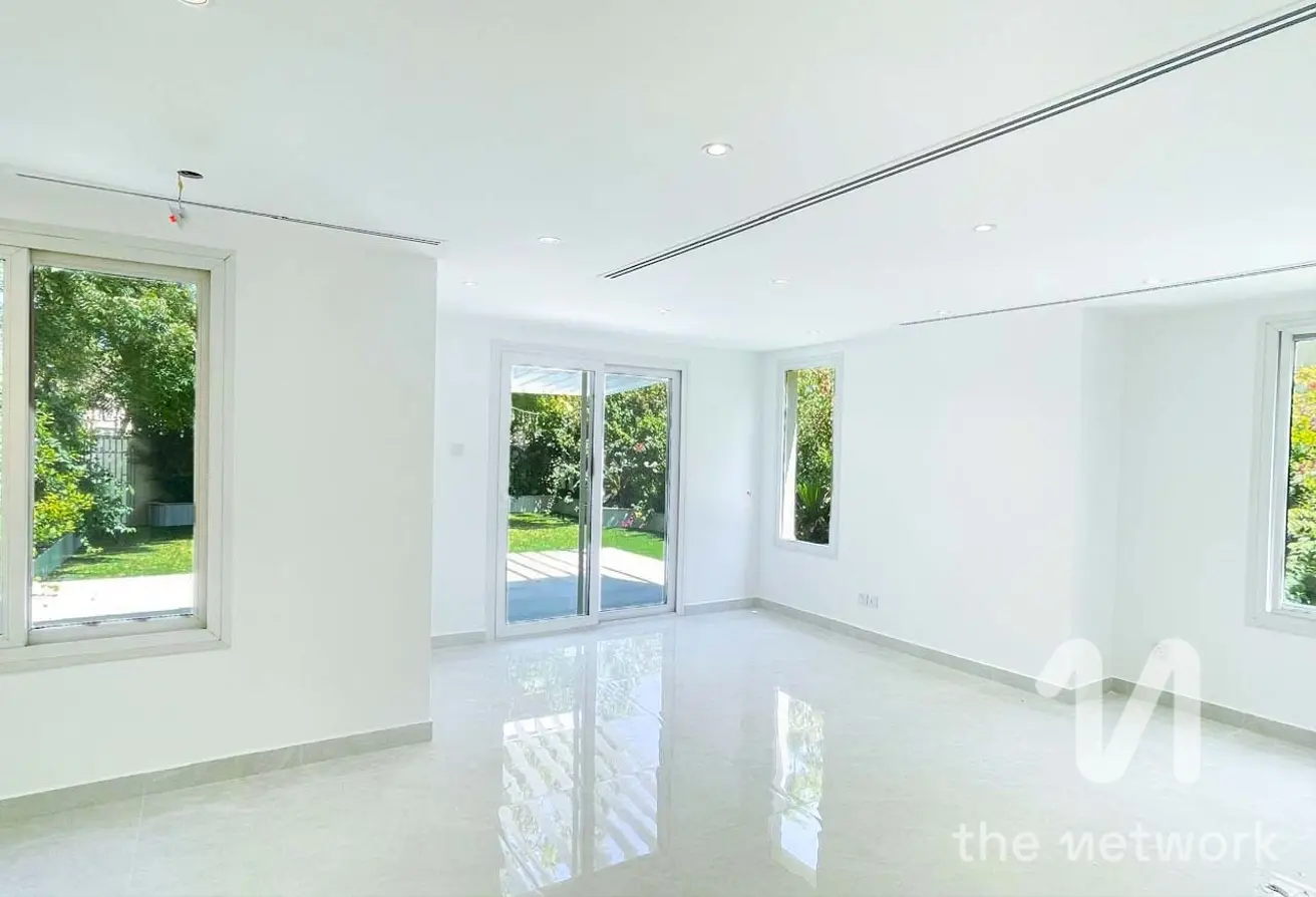 145957378 - Property Main Image