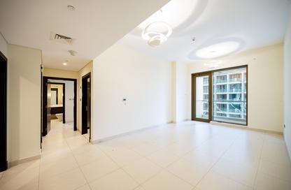 Apartment - 1 - 2 for rent in Bahwan Tower Downtown - Downtown Dubai - Dubai