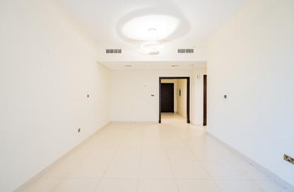 Apartment - 1 - 2 for rent in Bahwan Tower Downtown - Downtown Dubai - Dubai