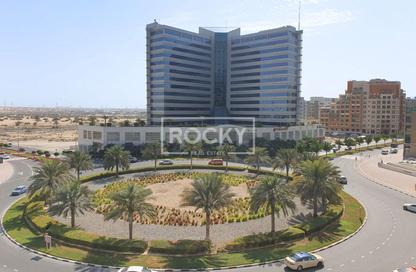 Shop - Studio for rent in IT Plaza - Dubai Silicon Oasis - Dubai