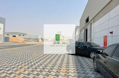Warehouse - Studio - 2 Bathrooms for rent in Umm Al Thuoob - Umm Al Quwain