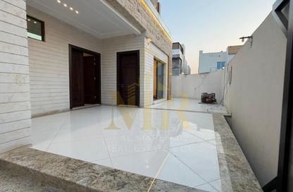 Villa - 6 Bedrooms - 7+ Bathrooms for sale in Al Yasmeen 1 - Al Yasmeen - Ajman