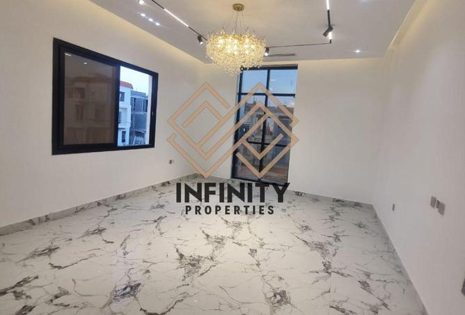 56529813 - Property Image 3