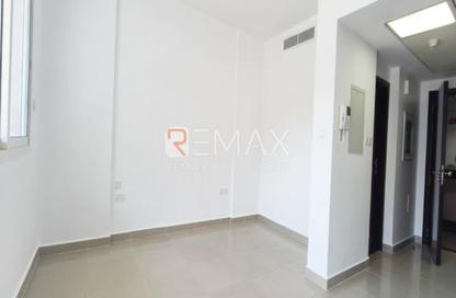 Apartment - Studio - 1 Bathroom for rent in Tower 23 - Al Reef Downtown - Al Reef - Abu Dhabi