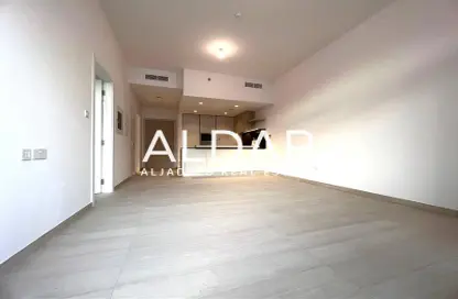 شقة - غرفة نوم - 2 حمامات للايجار في هارينجتون هاوس - منطقة 14 - قرية جميرا الدائرية - دبي