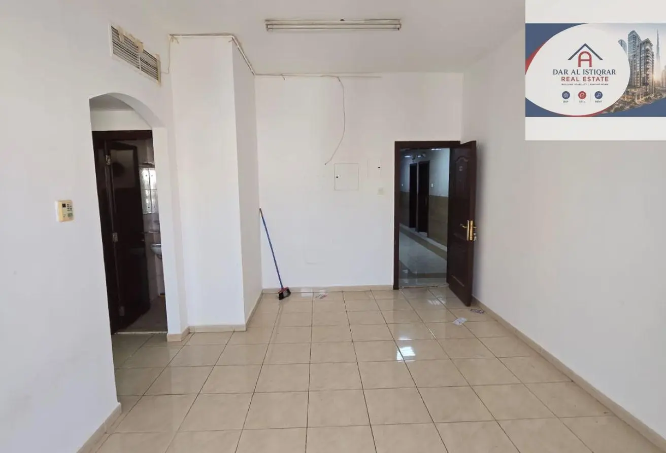 128370894 - Property Main Image