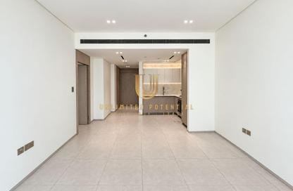 Apartment - 1 - 2 for sale in Binghatti Ivory - Dubai Healthcare City 2 - Al Jaddaf - Dubai