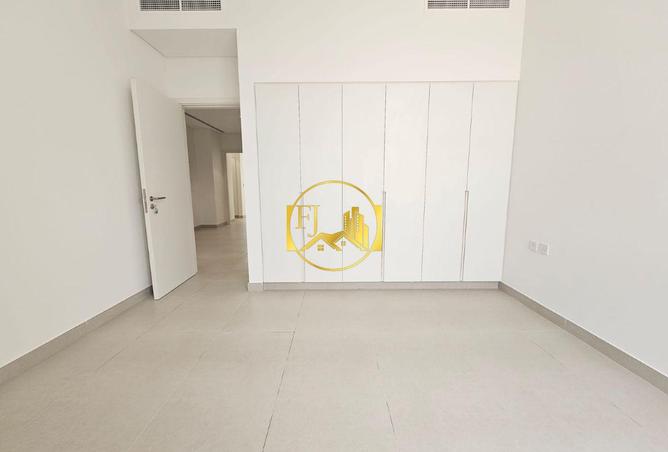 78591327 - Property Image 3