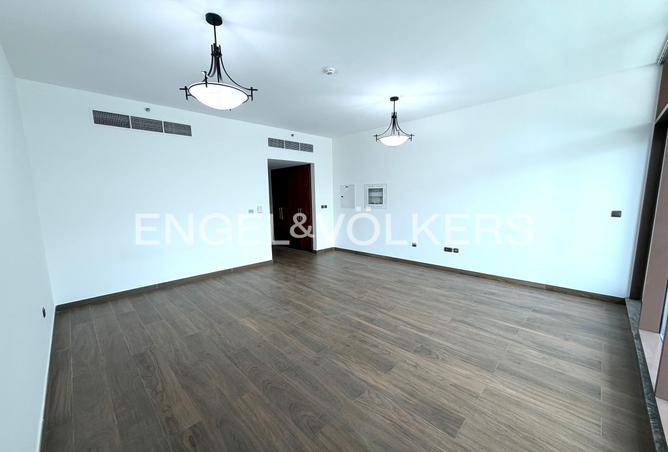 94022130 - Property Image 3