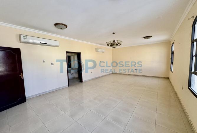 53572395 - Property Image 2