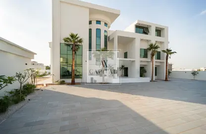 Villa - 7+ Bedrooms - 7+ Bathrooms for rent in Nad Al Sheba 4 - Nad Al Sheba - Dubai Villa - 7+ Bedrooms - 7+ Bathrooms for rent in Nad Al Sheba 4 - Nad Al Sheba - Dubai