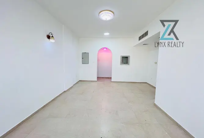 156012707 - Property Image 2