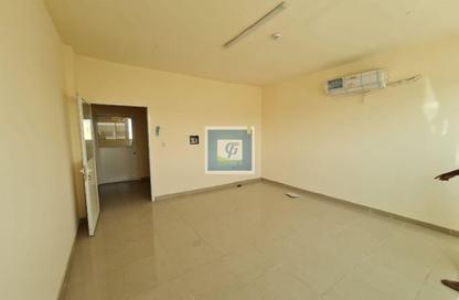 Labor Camp - Studio - 7+ Bathrooms for rent in M-26 - Mussafah Industrial Area - Mussafah - Abu Dhabi