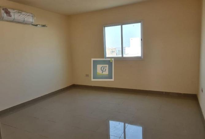 100854561 - Property Image 3