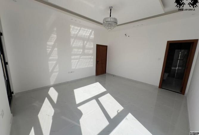 87459508 - Property Image 3