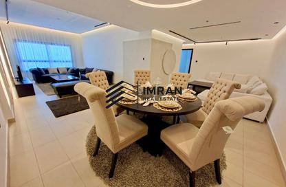 Apartment - 2 Bedrooms - 3 Bathrooms for sale in Al Khan Corniche - Al Khan - Sharjah Apartment - 2 Bedrooms - 3 Bathrooms for sale in Al Khan Corniche - Al Khan - Sharjah