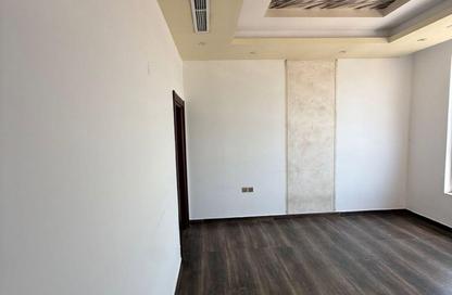 Apartment - 1 Bedroom - 2 Bathrooms for rent in Al Jurf 2 - Al Jurf - Ajman Downtown - Ajman