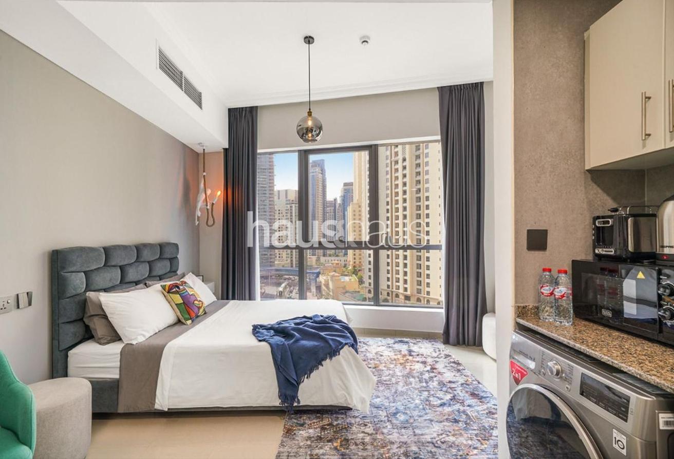 Fully Upgraded | Studio | Furnished photo 5
