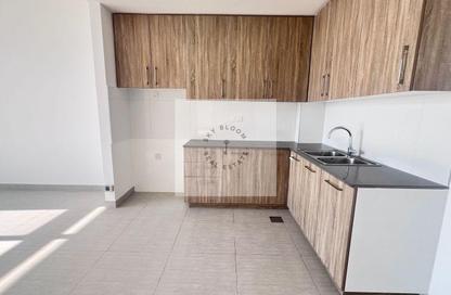 Apartment - 2 Bedrooms - 2 Bathrooms for rent in Rawda Apartments 2 - Rawda Apartments - Town Square - Dubai
