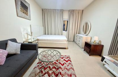 Apartment - Studio - 1 Bathroom for rent in Al Majaz 3 - Al Majaz - Sharjah Apartment - Studio - 1 Bathroom for rent in Al Majaz 3 - Al Majaz - Sharjah