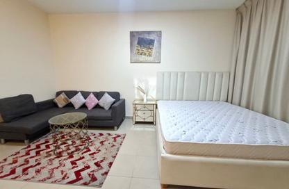 Apartment - Studio - 1 Bathroom for rent in Al Majaz 3 - Al Majaz - Sharjah Apartment - Studio - 1 Bathroom for rent in Al Majaz 3 - Al Majaz - Sharjah