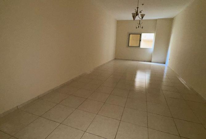 87899377 - Property Image 3