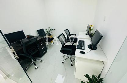 Office Space - Studio - 1 Bathroom for rent in Reem Residency - Al Karama - Dubai