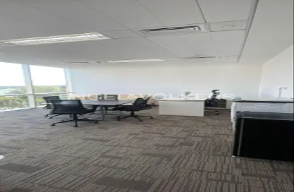 Office Space - Studio - 1 Bathroom for rent in Emaar Business Park Building 1 - Emaar Business Park - Sheikh Zayed Road - Dubai