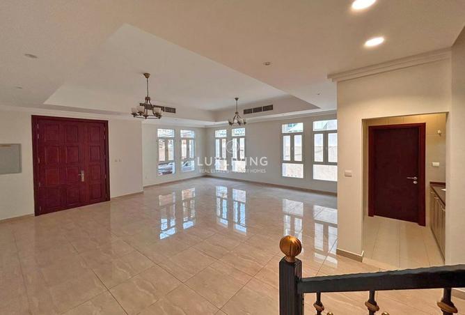 128808062 - Property Image 2