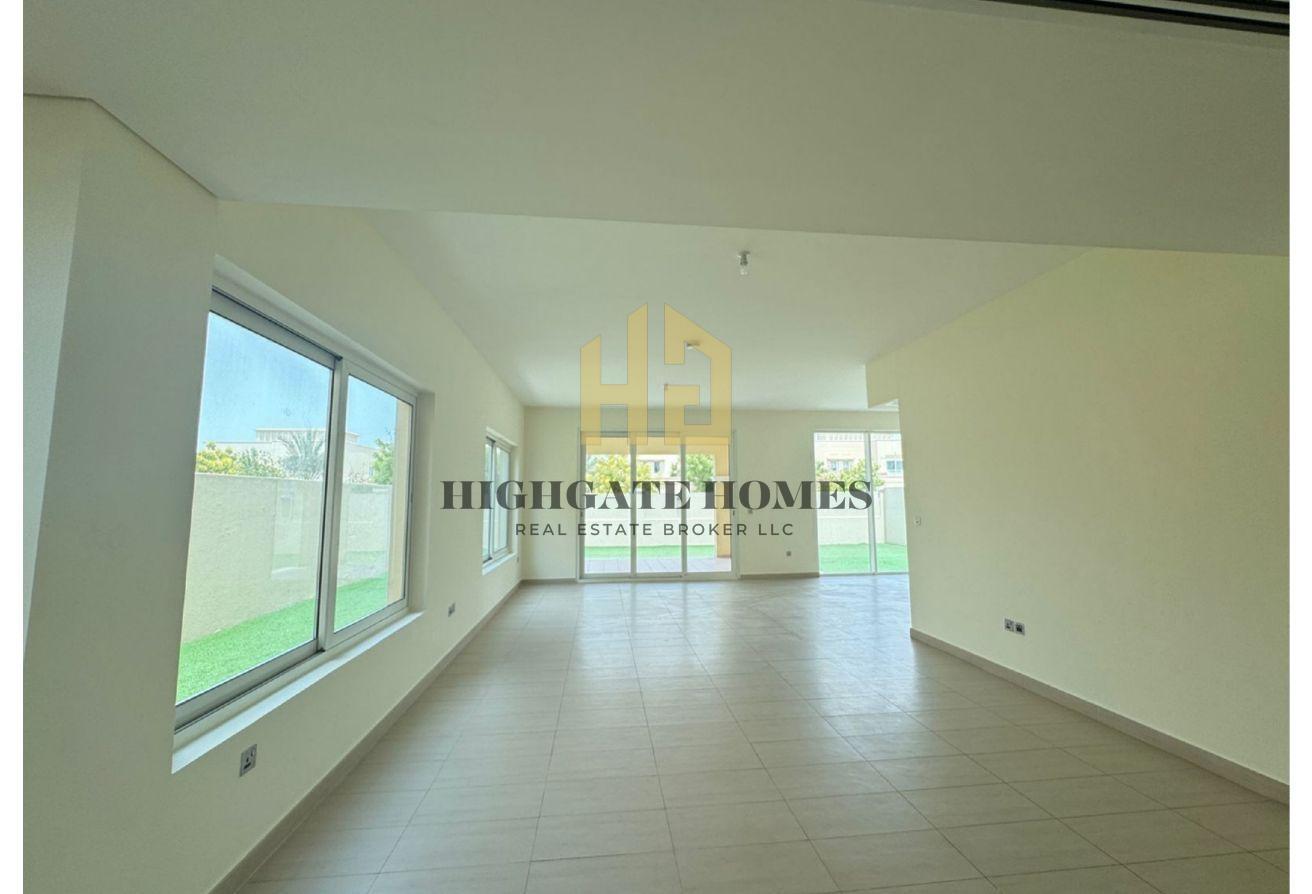 Multiple Cheque Options Available | Vacant Soon photo 4