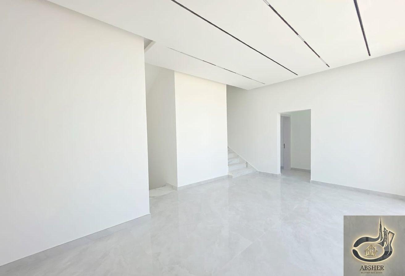 Wadi Al Shabak 4 BR+Office Modern Brand New Ready photo 10