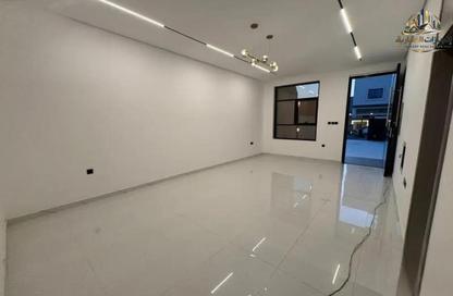 Villa - 5 Bedrooms - 7 Bathrooms for sale in Al Yasmeen 1 - Al Yasmeen - Ajman