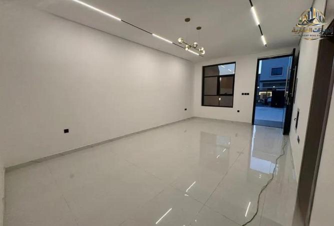 76962588 - Property Image 3