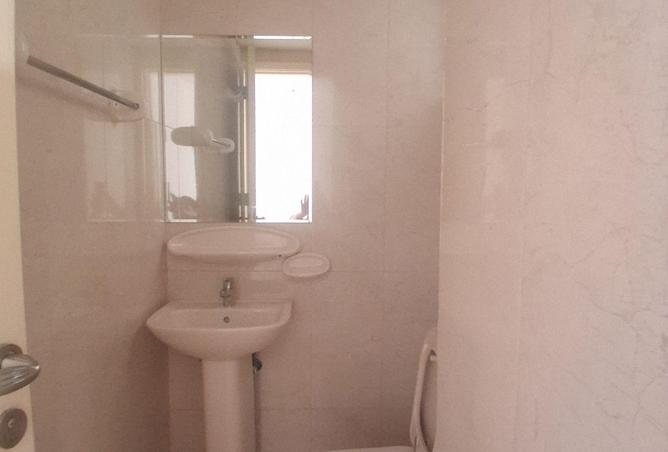 78184787 - Property Image 3