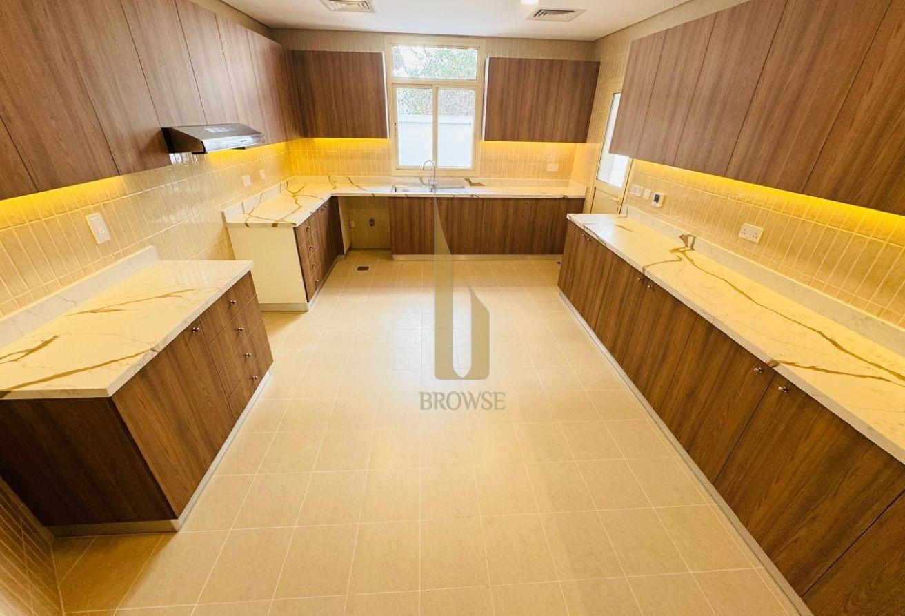 Renovated All Baths+Kitchen + Flooring + Wardrobe photo 13