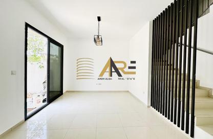 Townhouse - 2 Bedrooms - 4 Bathrooms for rent in Nasma Residence - Al Tai - Sharjah
