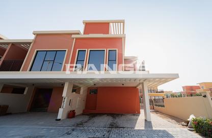 Townhouse - 5 - 6 for rent in Portofino - Damac Lagoons - Dubai