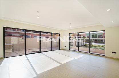 Townhouse - 5 - 6 for rent in Portofino - Damac Lagoons - Dubai