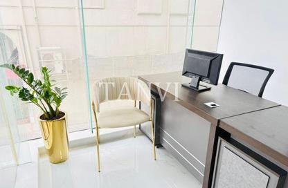 Office Space - Studio - 1 Bathroom for rent in Reem Residency - Al Karama - Dubai
