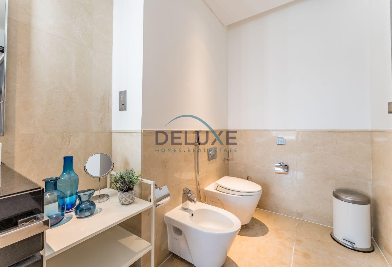 PRIME AREA | DIRECT MALL ACCESS | HIGH FLOOR photo 10