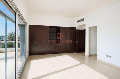 Villa - 4 Bedrooms - 5 Bathrooms for rent in Umm Suqeim 1 Villas - Umm Suqeim 1 - Umm Suqeim - Dubai Villa - 4 Bedrooms - 5 Bathrooms for rent in Umm Suqeim 1 Villas - Umm Suqeim 1 - Umm Suqeim - Dubai
