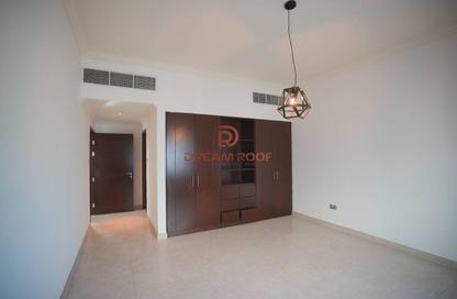 Villa - 4 Bedrooms - 5 Bathrooms for rent in Umm Suqeim 1 Villas - Umm Suqeim 1 - Umm Suqeim - Dubai Villa - 4 Bedrooms - 5 Bathrooms for rent in Umm Suqeim 1 Villas - Umm Suqeim 1 - Umm Suqeim - Dubai